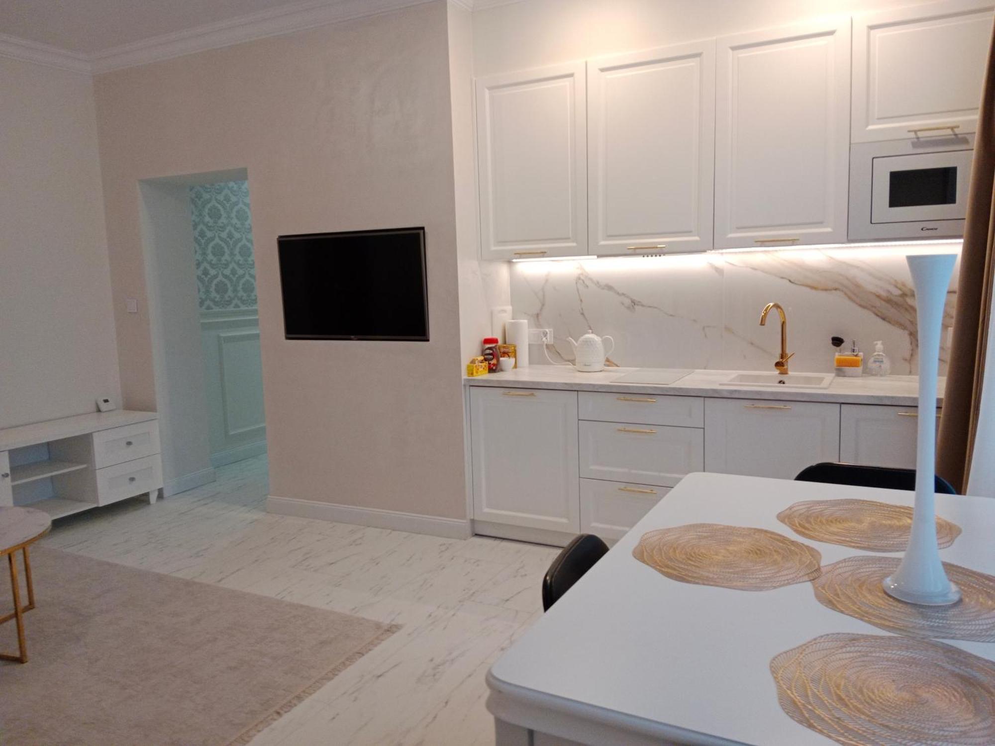 Apartament Glamour Chełm Rom bilde